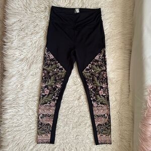 Spell & The Gypsy Collective Oasis 7/8 Leggings Size S